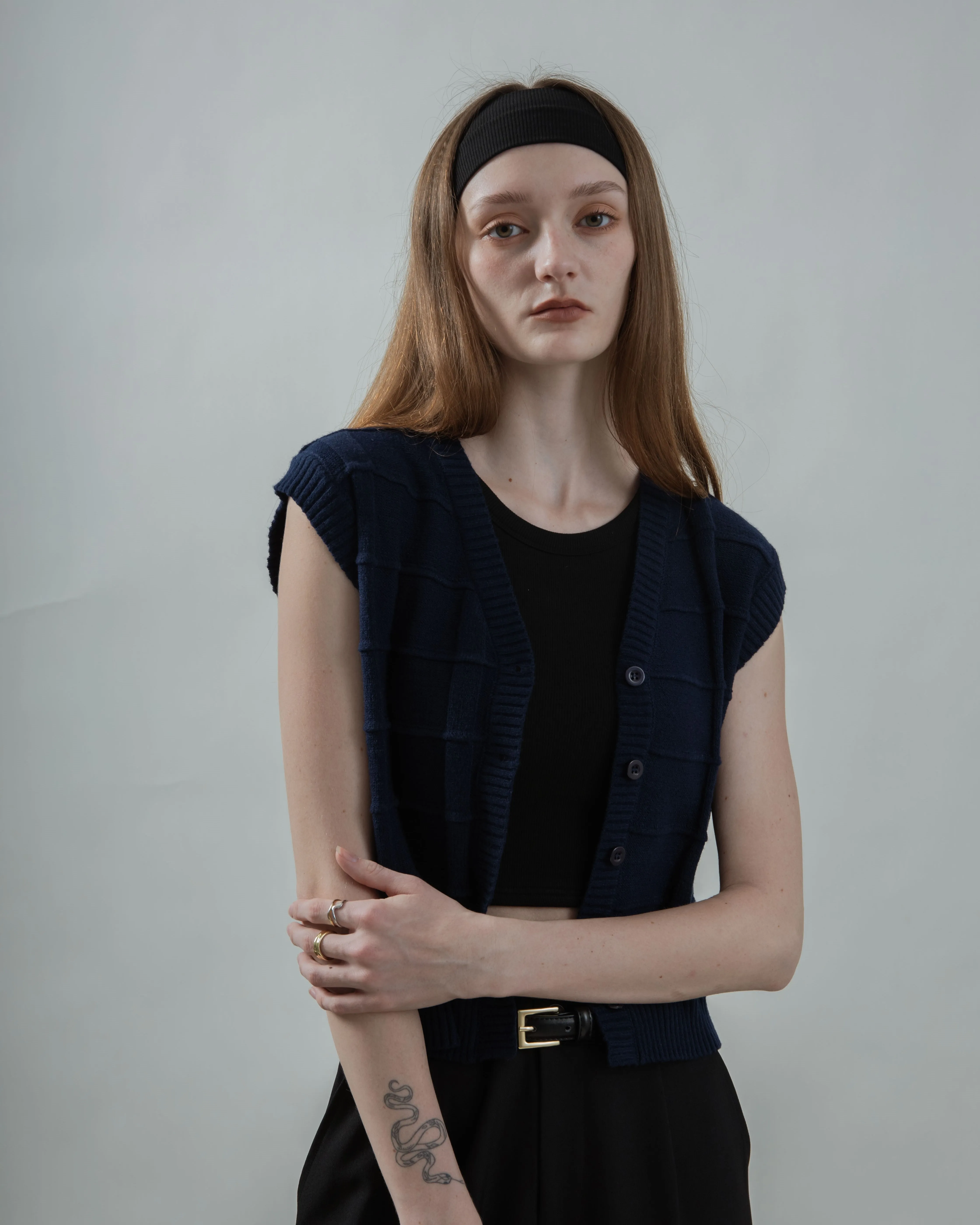 Checkered Texture Knit Vest (Navy)