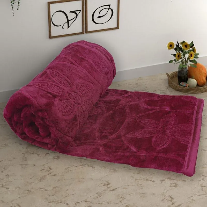Cozy Cocoon Acrylic Wool Blanket (Cherry)  - 380 GSM