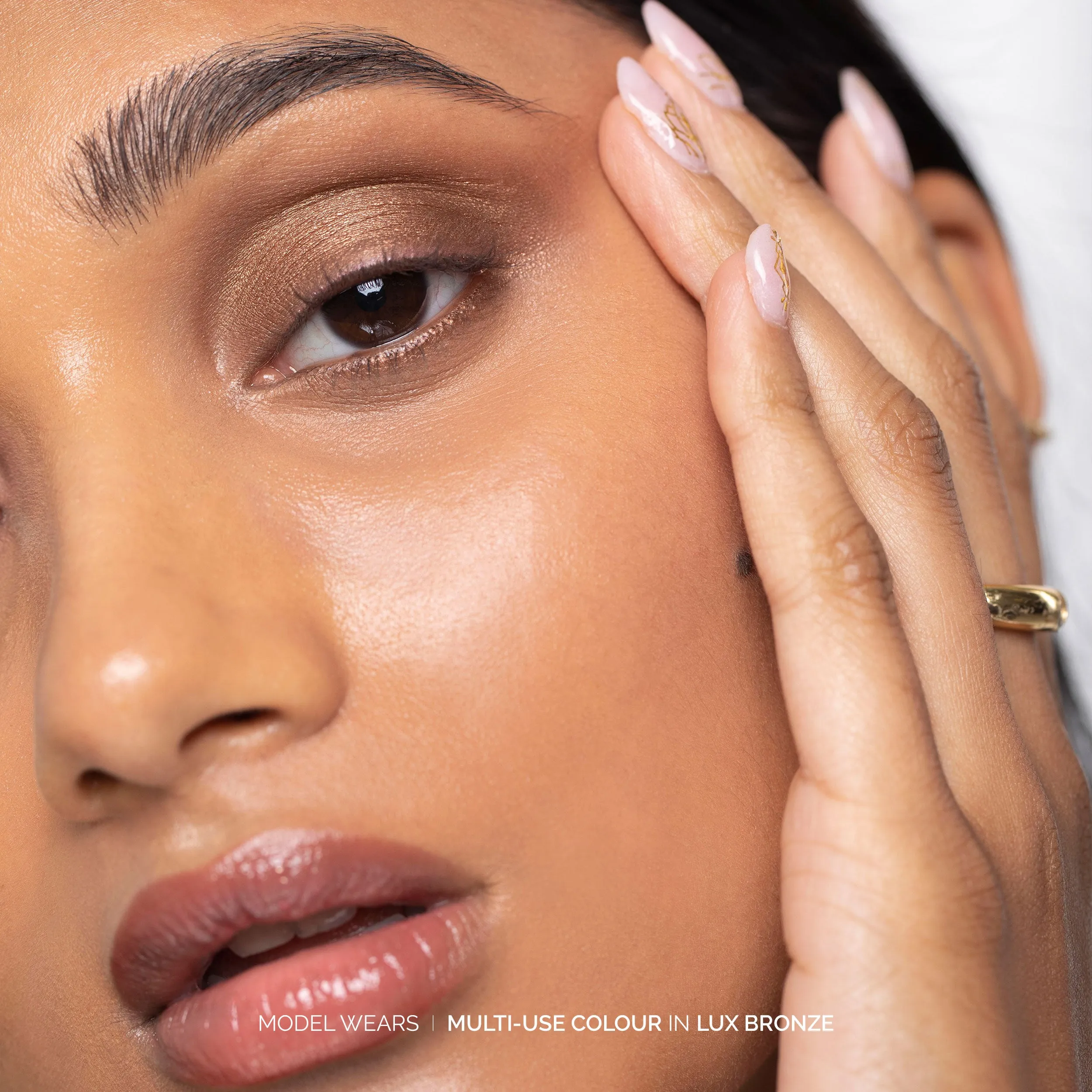 FITGLOW BEAUTY - Multi-Use Pressed Colours