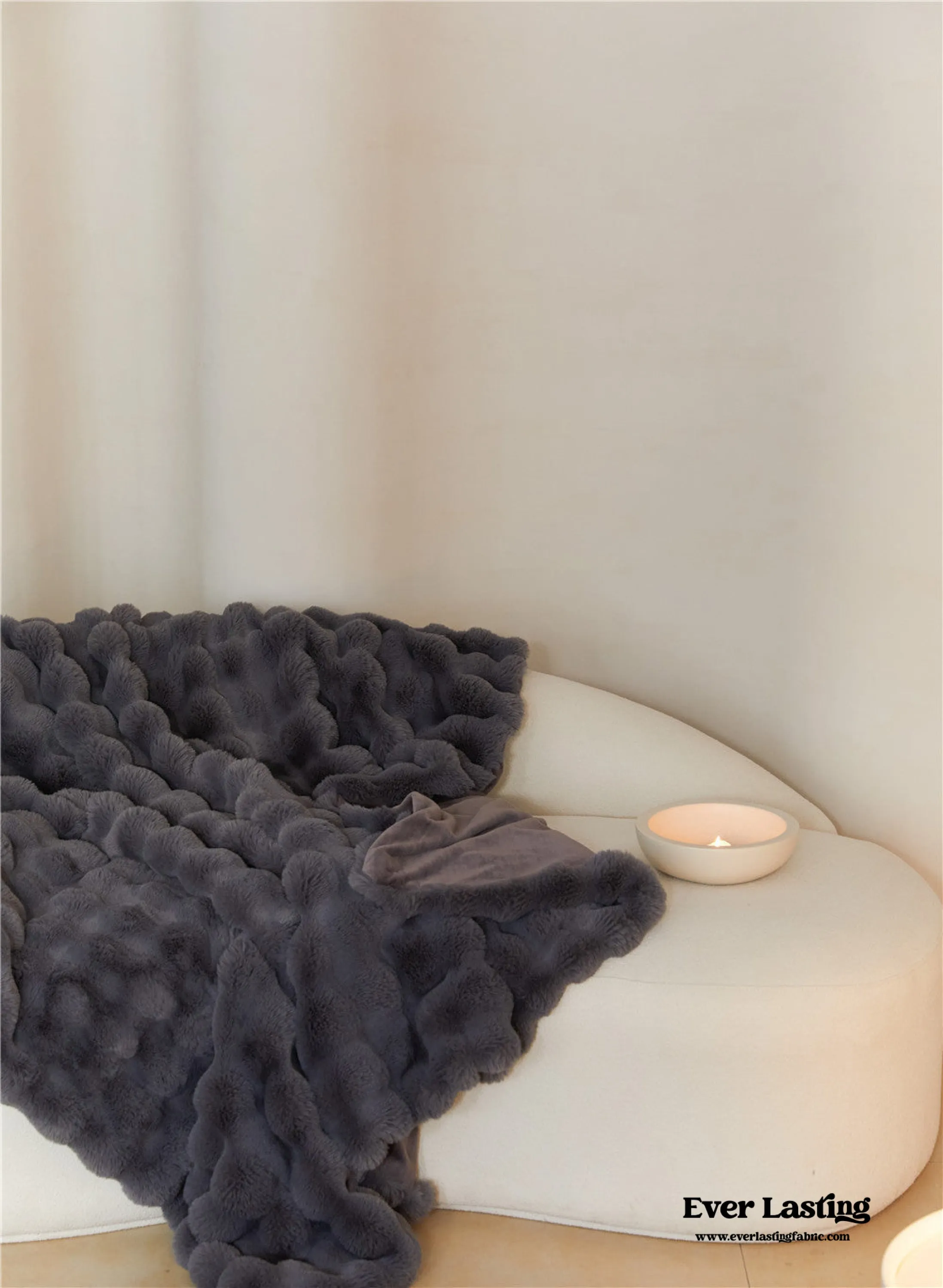 Fluffy Plush Throw Blanket / Gray