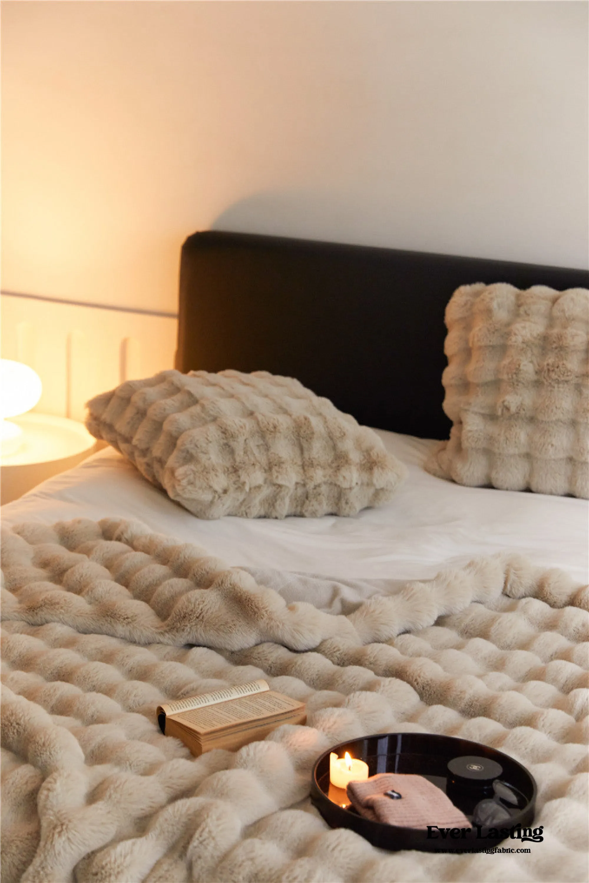 Fluffy Plush Throw Blanket / Gray