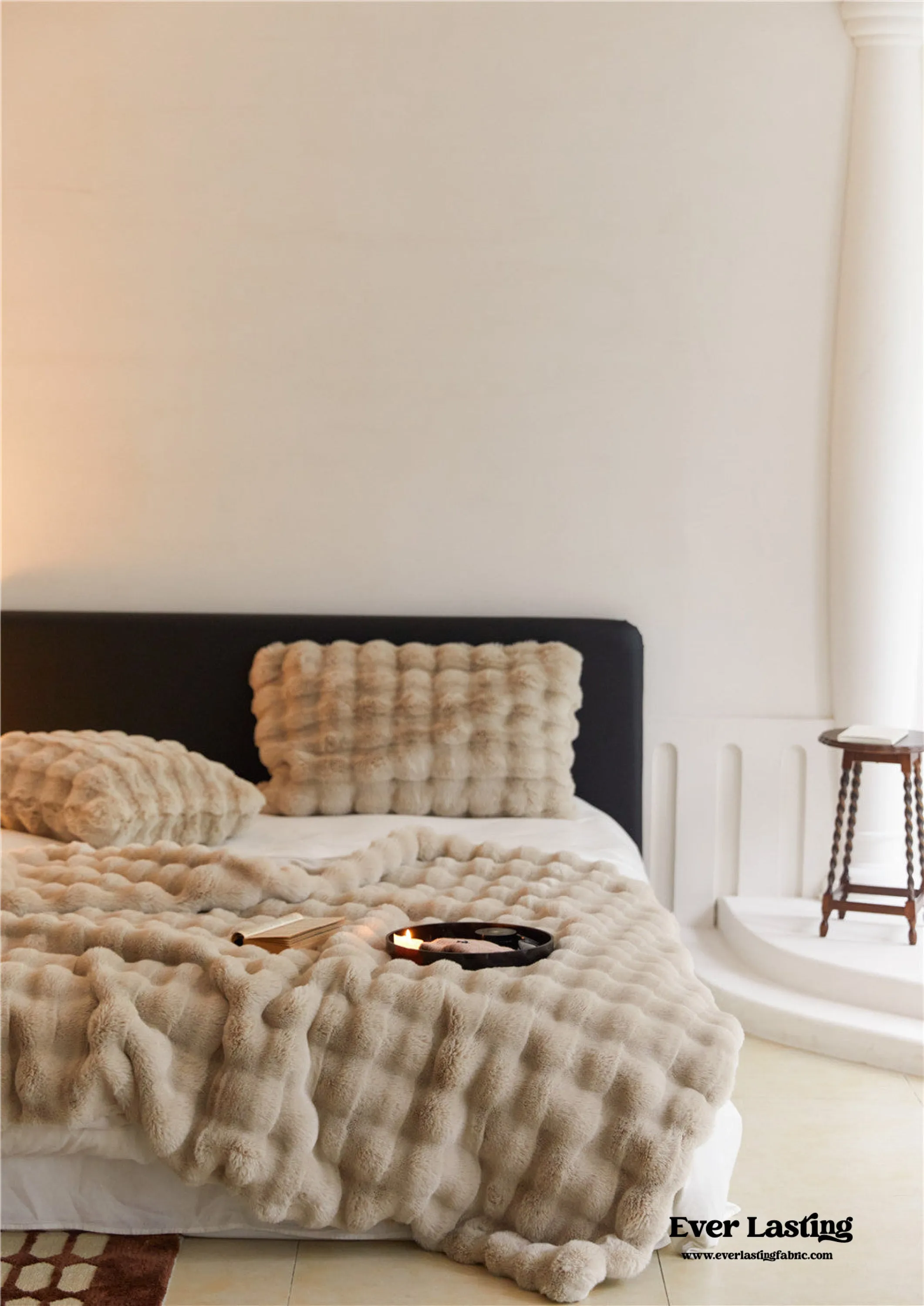 Fluffy Plush Throw Blanket / Gray