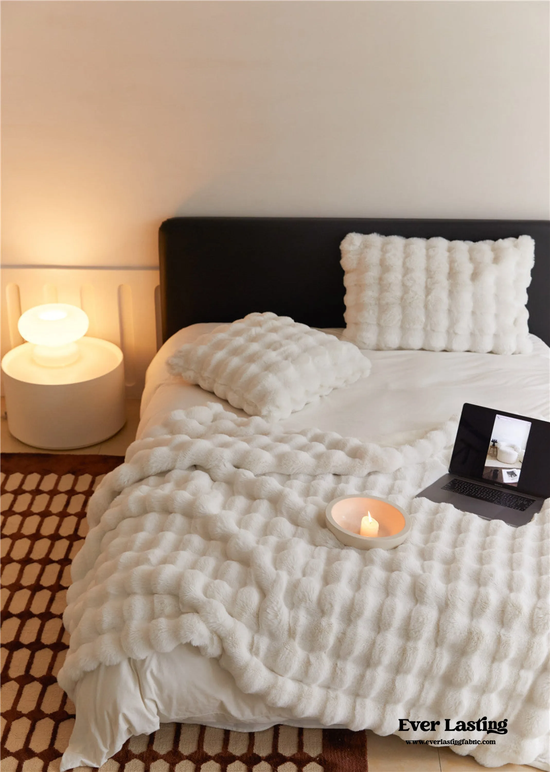 Fluffy Plush Throw Blanket / Gray