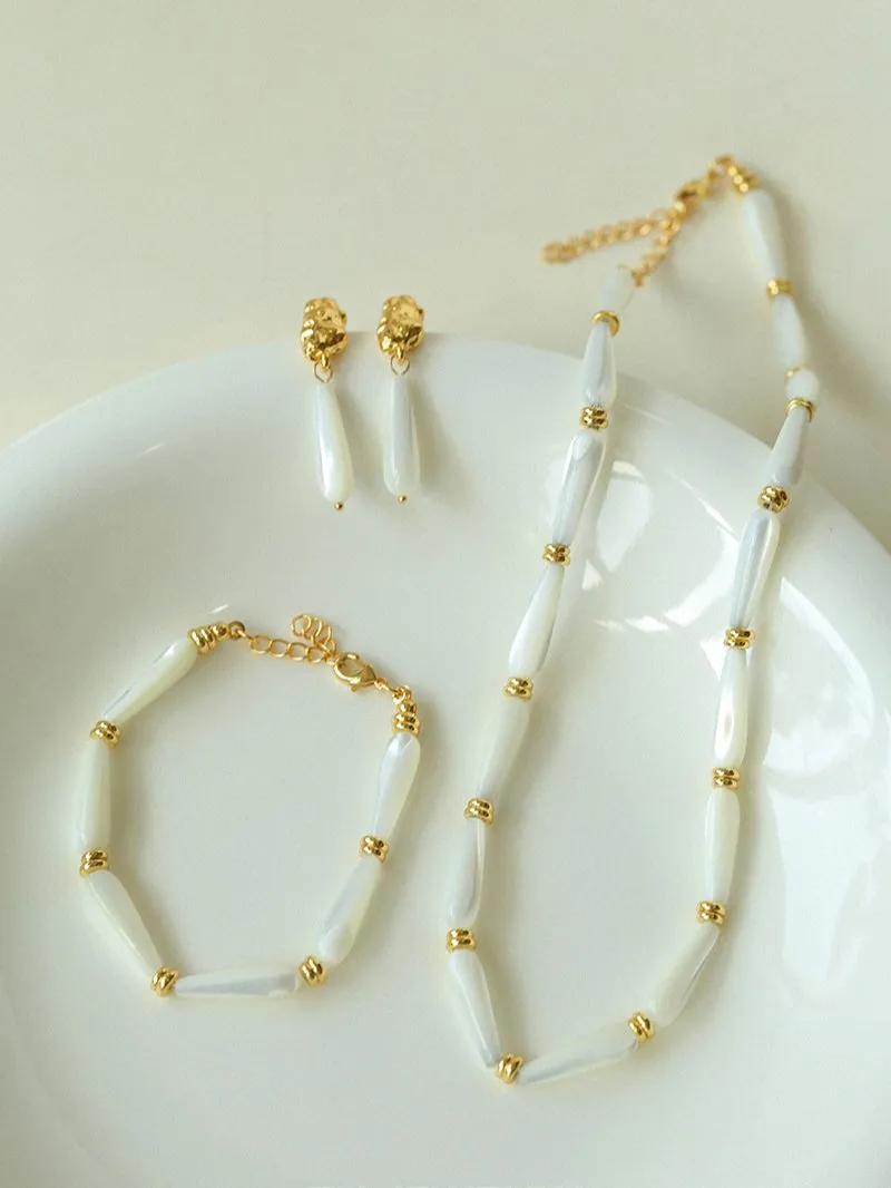 Handmade Water Drop White Mother-of-pearl Earrings