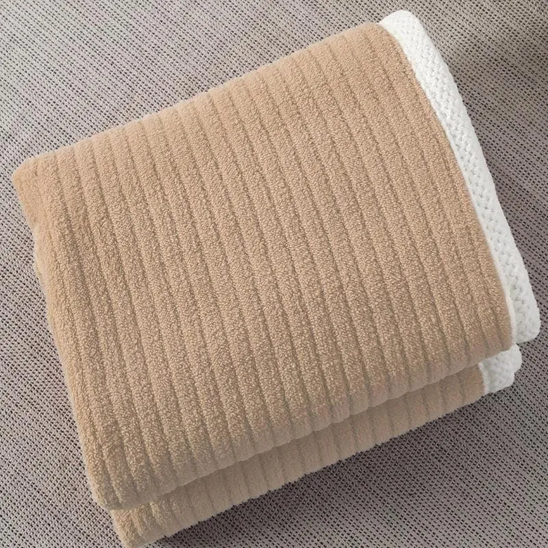 Idyllic Snigu Brown Polyester Blanket