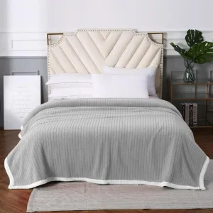 Idyllic Snigu Grey Polyester Blanket