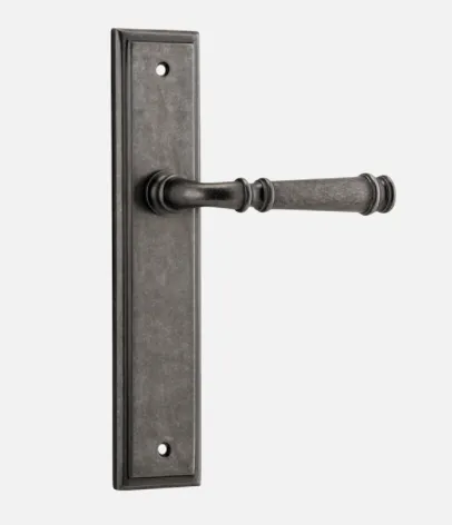 IVER VERONA LEVER STEPPED BACKPLATE