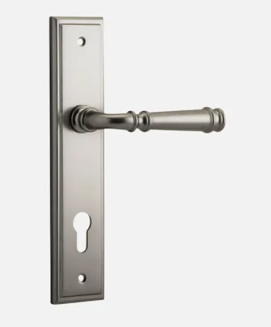 IVER VERONA LEVER STEPPED BACKPLATE