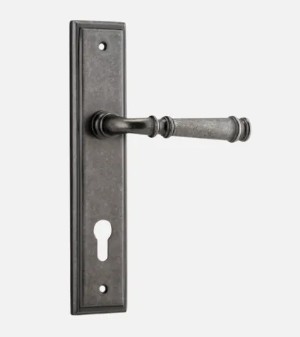 IVER VERONA LEVER STEPPED BACKPLATE