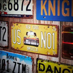 Taxi Us No1 Number Plate Wall Accent