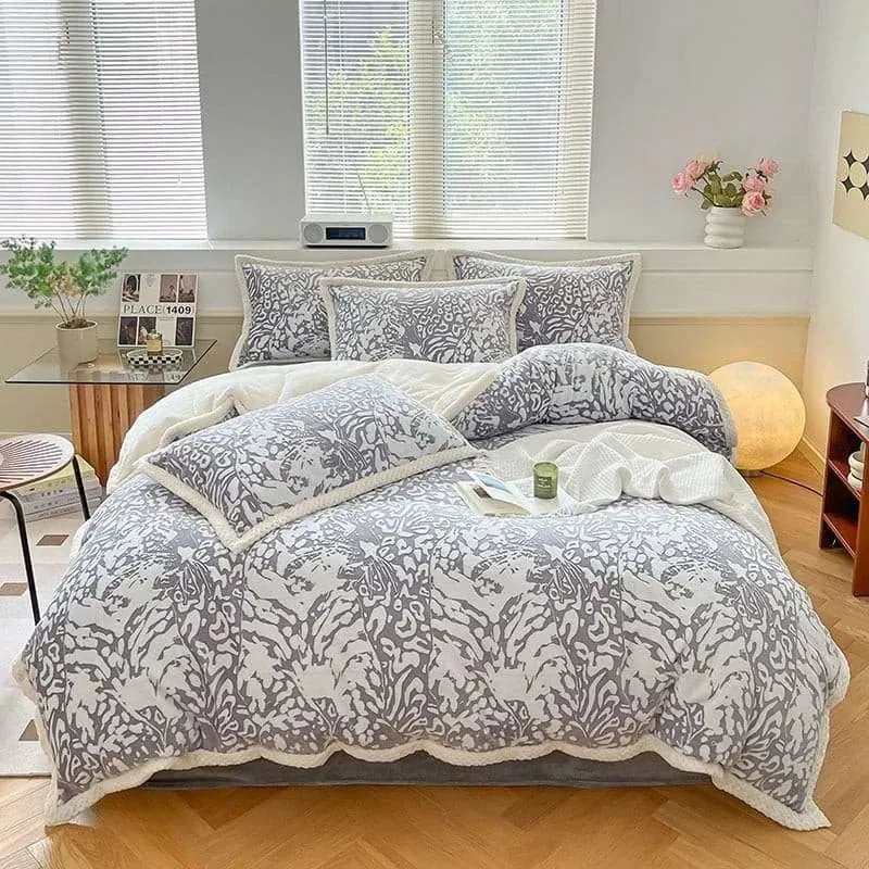 Winter Luxe Bedding Set - Stay Cozy All Winter