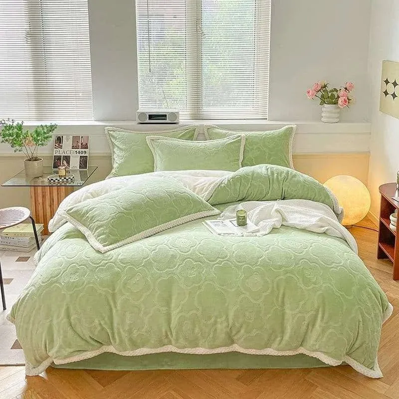 Winter Luxe Bedding Set - Stay Cozy All Winter
