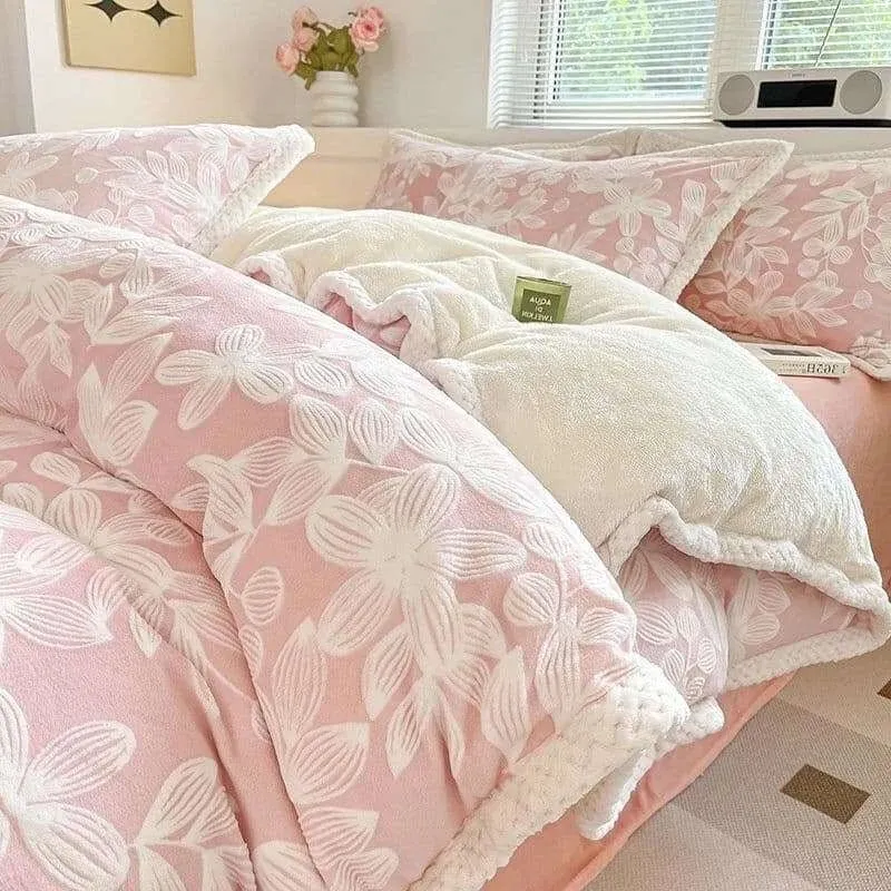 Winter Luxe Bedding Set - Stay Cozy All Winter